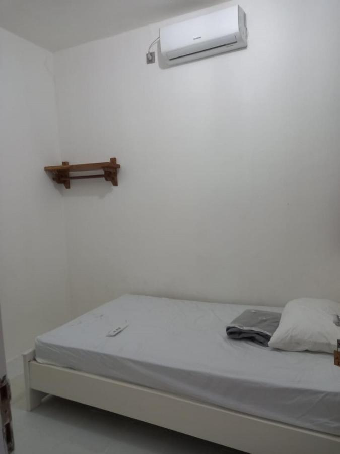 Oyo 90974 Homestay Golo Koe Sejahtera Labuan Bajo Extérieur photo