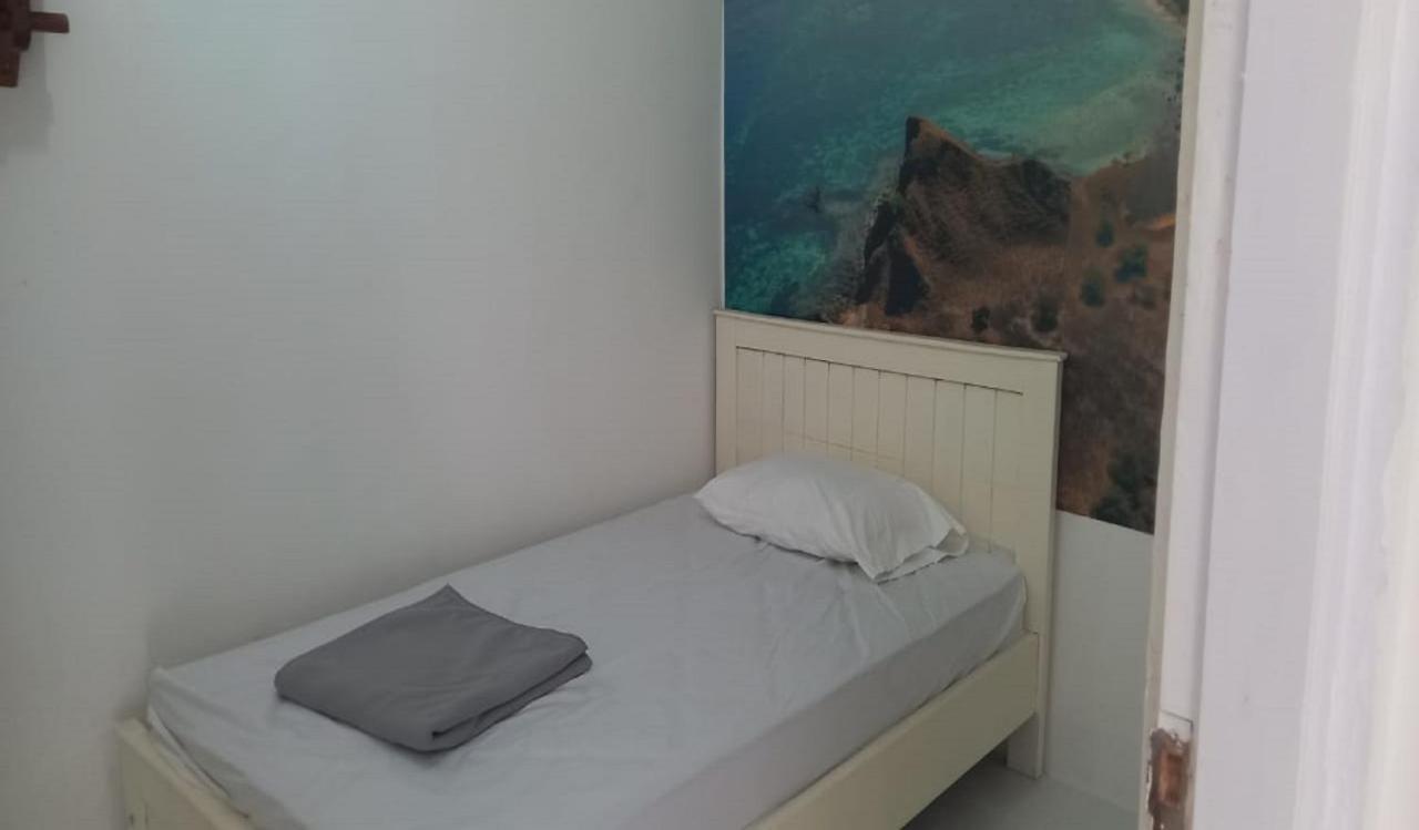 Oyo 90974 Homestay Golo Koe Sejahtera Labuan Bajo Extérieur photo