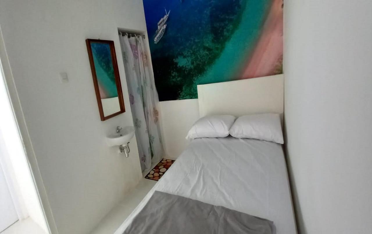 Oyo 90974 Homestay Golo Koe Sejahtera Labuan Bajo Extérieur photo