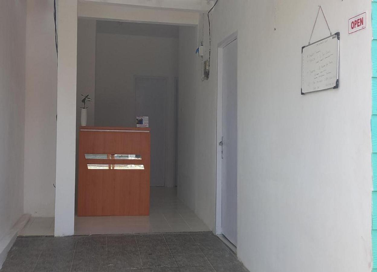 Oyo 90974 Homestay Golo Koe Sejahtera Labuan Bajo Extérieur photo