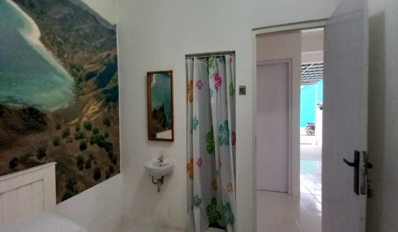 Oyo 90974 Homestay Golo Koe Sejahtera Labuan Bajo Extérieur photo