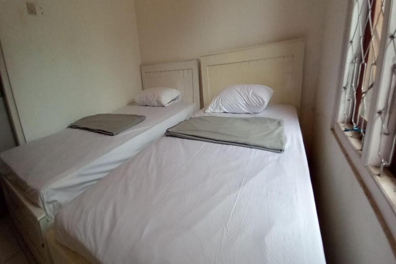 Oyo 90974 Homestay Golo Koe Sejahtera Labuan Bajo Extérieur photo